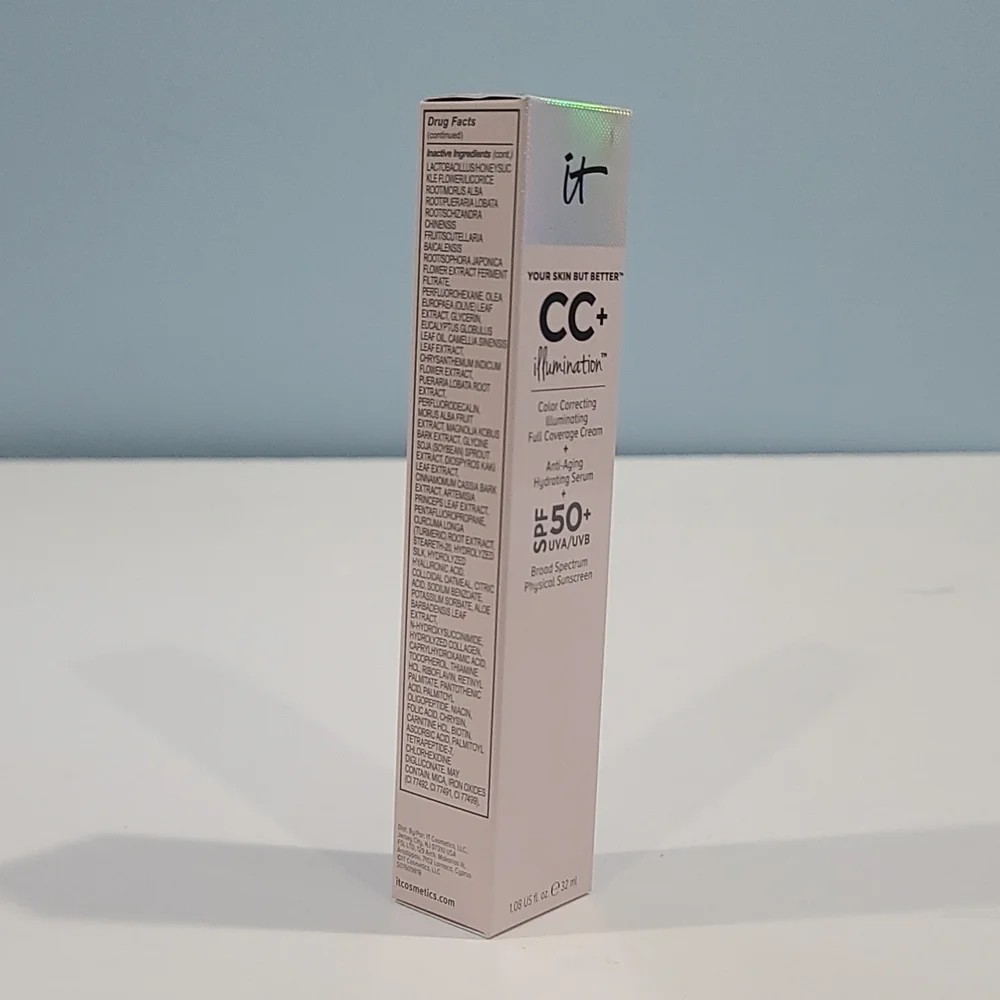 1/2 PRICE ✅ It Cosmetics CC+ Illumination SPF 50+ Anti-Aging ✨Exp 2026 NIB